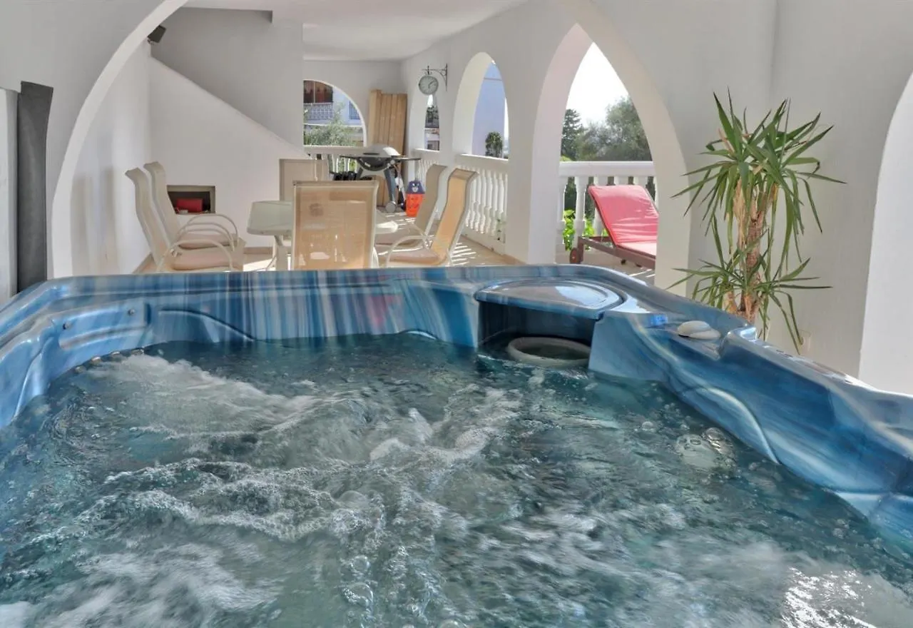 Nice And Spacius Villa Near Fuengi Mijas